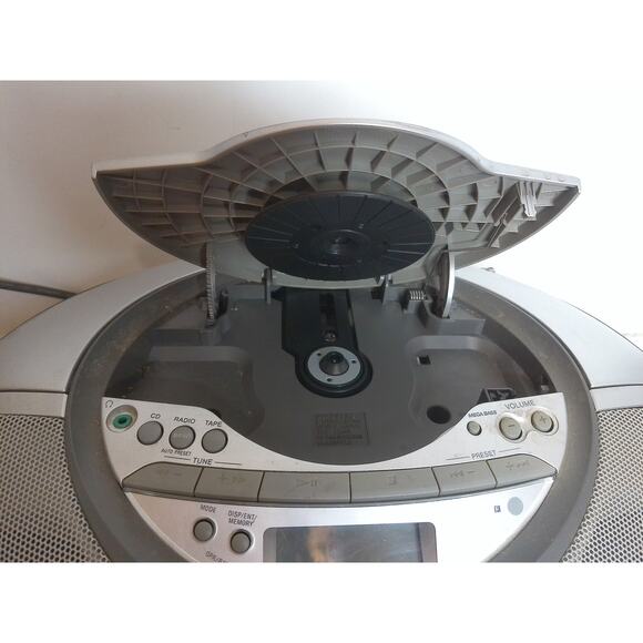 Sony CFD-S350 CD Player | 7D CD-R/RW Playback Wide Directional Convex Speakers - Picture 4 of 9